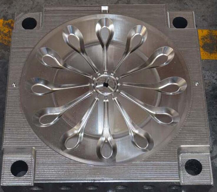 一次性勺子模具及產(chǎn)品